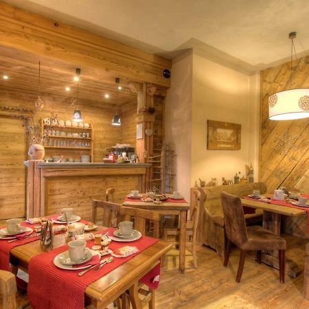 B&B Residence Checrouit Courmayeur Exterior photo