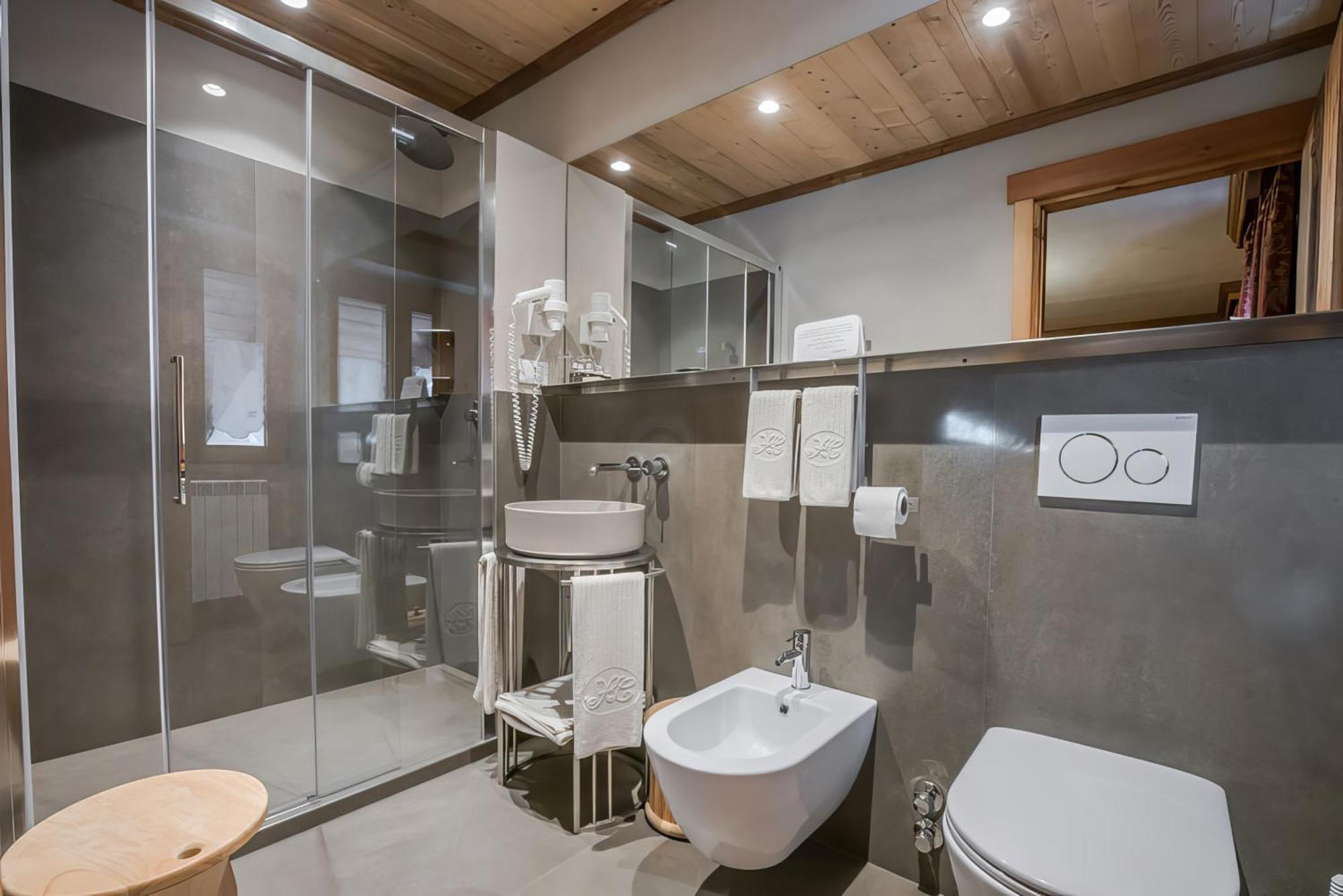 B&B Residence Checrouit Courmayeur Exterior photo