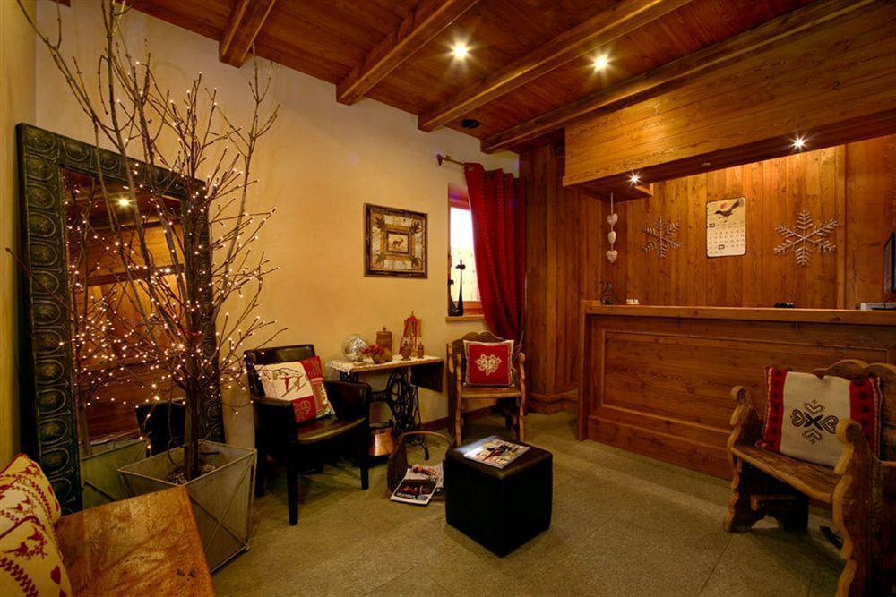 B&B Residence Checrouit Courmayeur Exterior photo