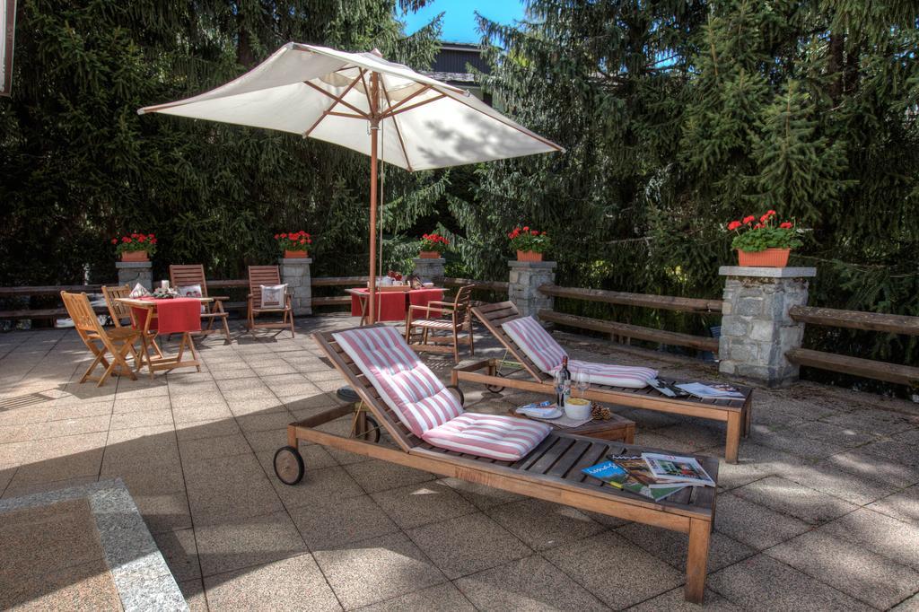 B&B Residence Checrouit Courmayeur Exterior photo