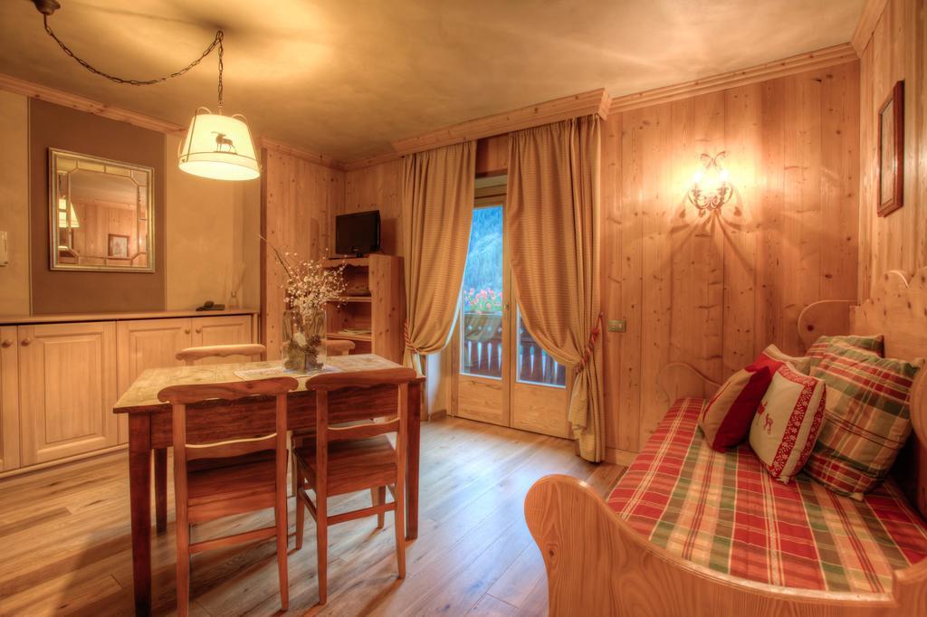 B&B Residence Checrouit Courmayeur Room photo