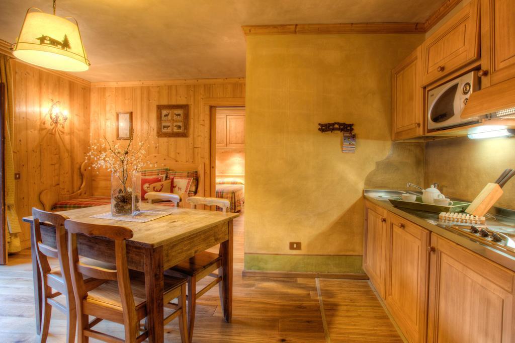 B&B Residence Checrouit Courmayeur Room photo